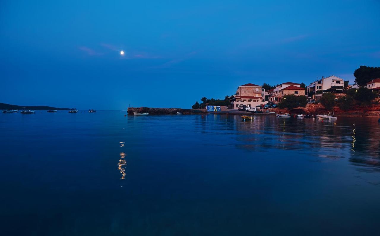 Bed and Breakfast Pansion Braco Завала Экстерьер фото